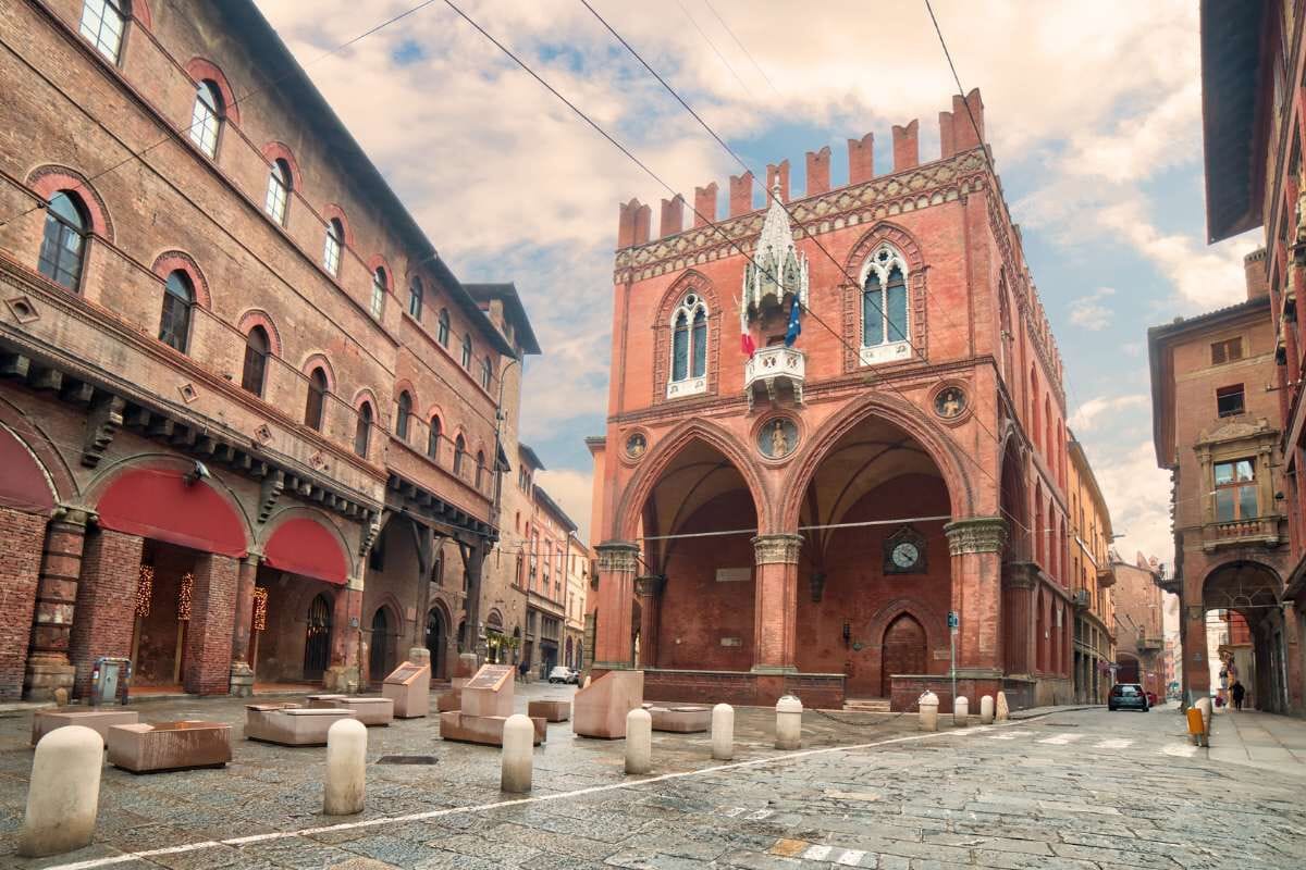 10 cose da fare a Bologna quando piove